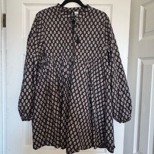 H&M Black and Cream Patterned Mini Dress